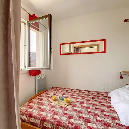 Les Menuires, 1 Pièce, 4 Personnes - Fr-1-344-1035 *